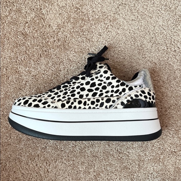 NWOT Michael Kors Hayes Cheetah Calf Hair Platform Sneakers - Picture 3 of 12